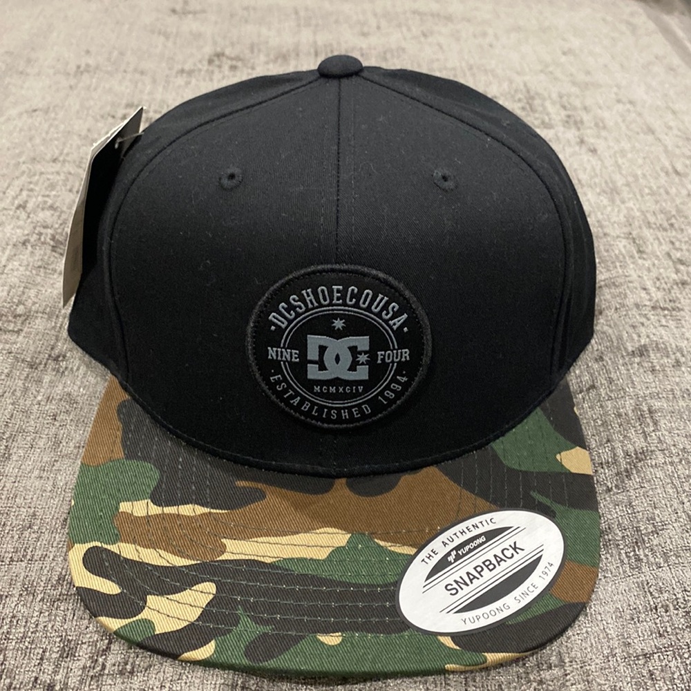 DC SnapBack Hat